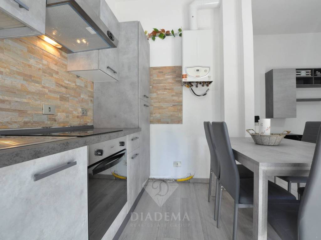Appartamento a Jerago con orago in Via col di lana, 8 - Foto 5