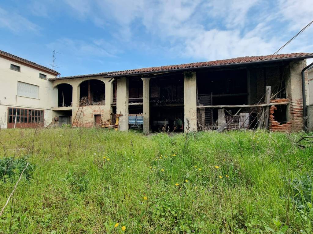 Villa a Casale monferrato in Via Goffredo Mameli, 7 - Foto 3