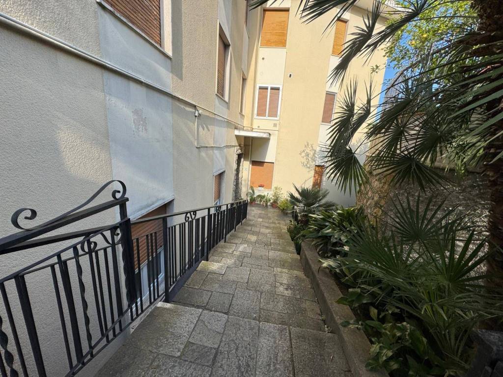 Appartamento a Imperia in via fanny roncati - Foto 4