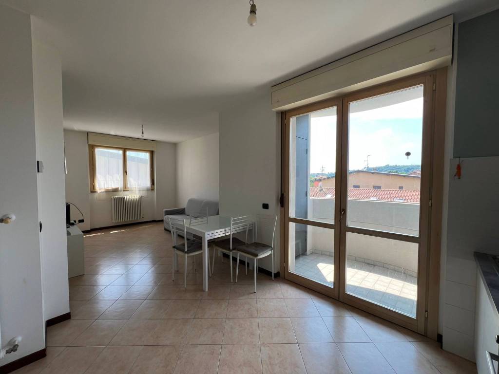 Appartamento a Como in Via Gerardo Landriani - Foto 4