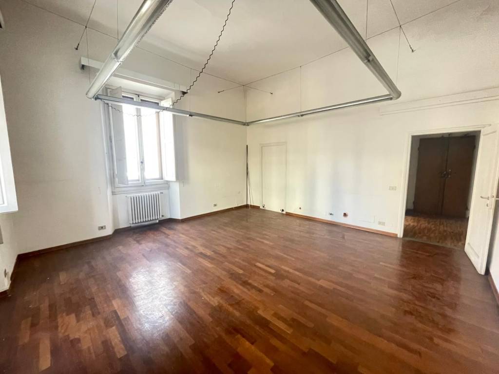 Appartamento a Firenze in Via Lorenzo il Magnifico - Foto 4