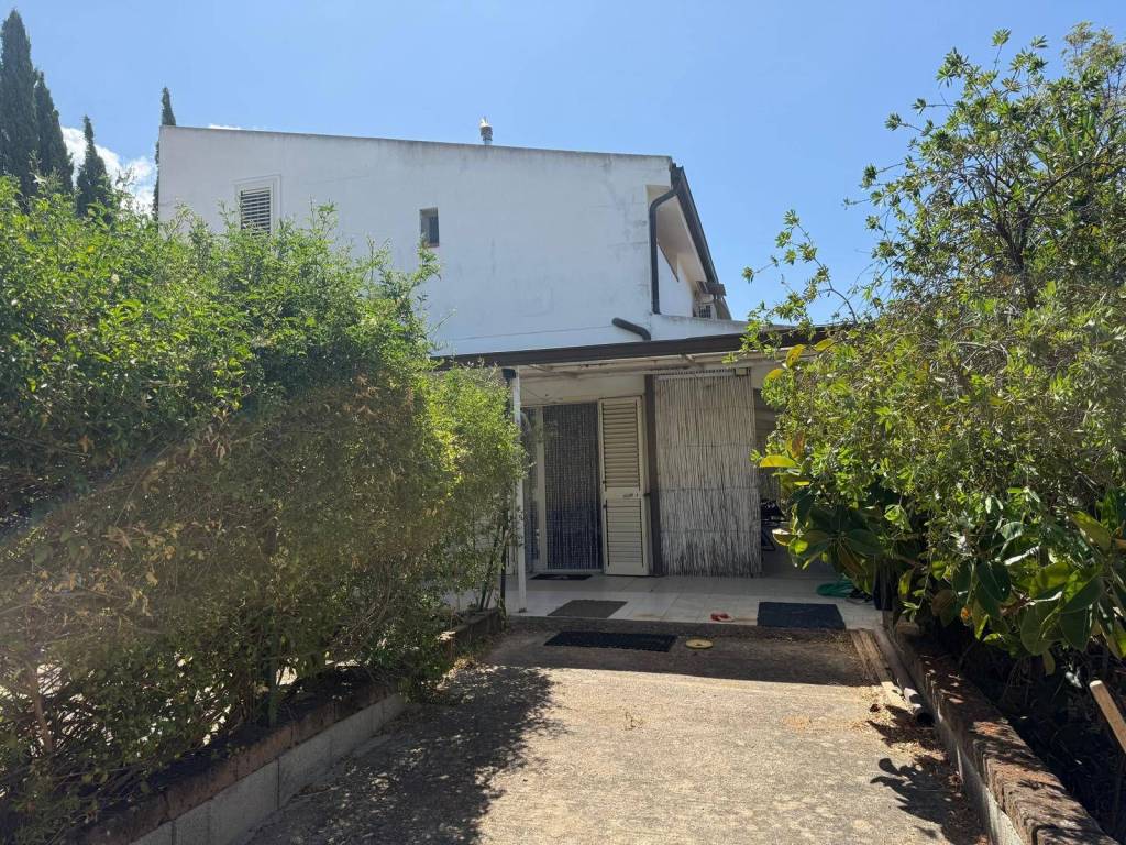 Casa indipendente a Quartucciu in Via delle Gerbere - Foto 5