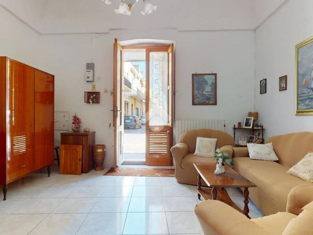 Casa indipendente a Francavilla fontana in Via Bonifacio - Foto 4