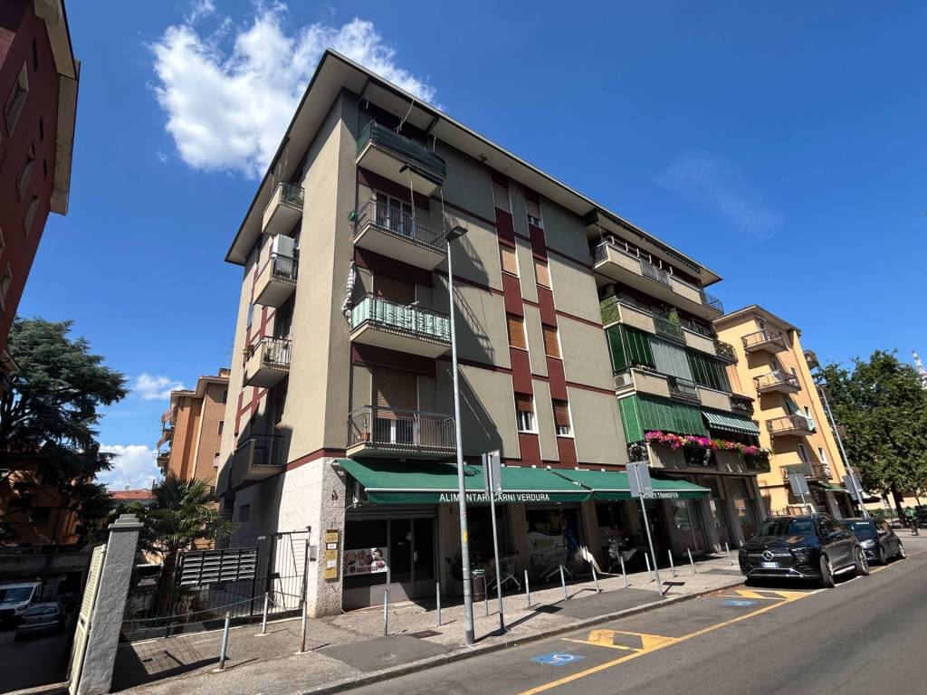Immobile a Verona in Via Gaspare Del Carretto, 19 - Foto 2
