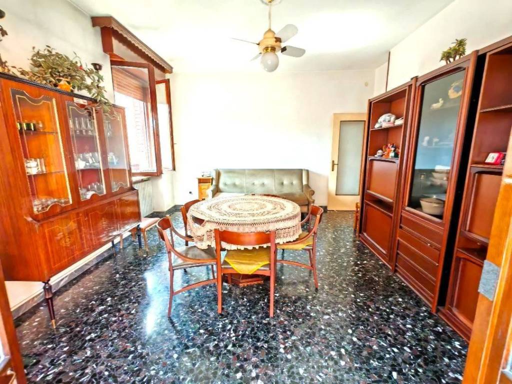 Appartamento a Verona in Via Colombara, 27 - Foto 4