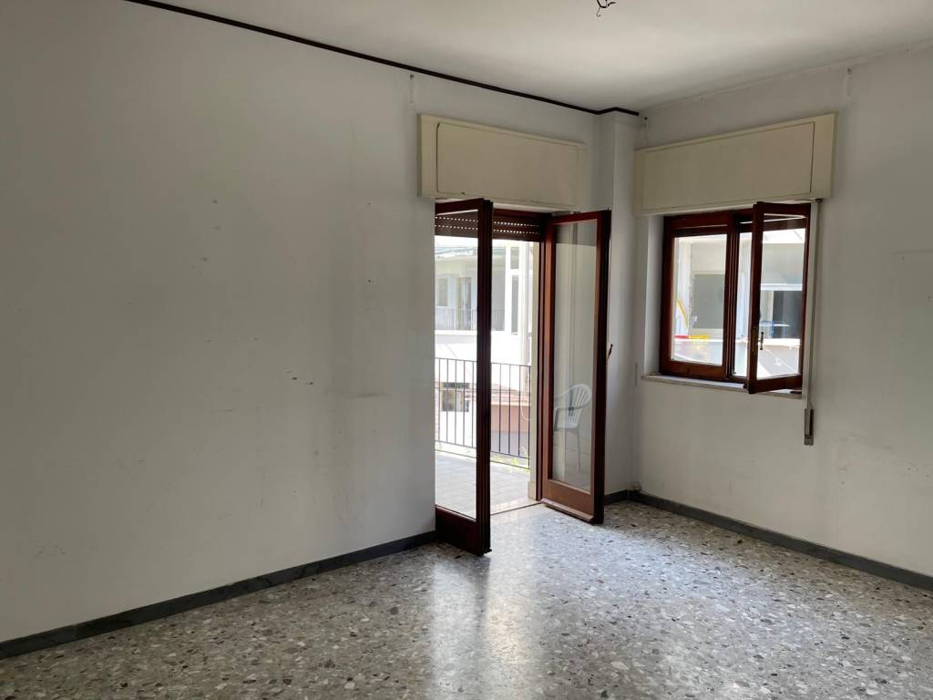 Appartamento a Napoli in Via Gneo Nevio - Foto 4
