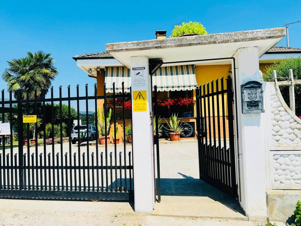 Villa a Costigliole saluzzo in Via Savigliano - Foto 4