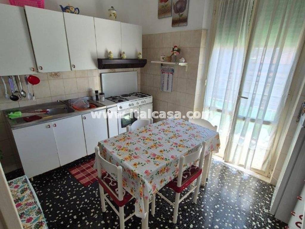 Appartamento a Crotone in via nuova poggioreale - Foto 5