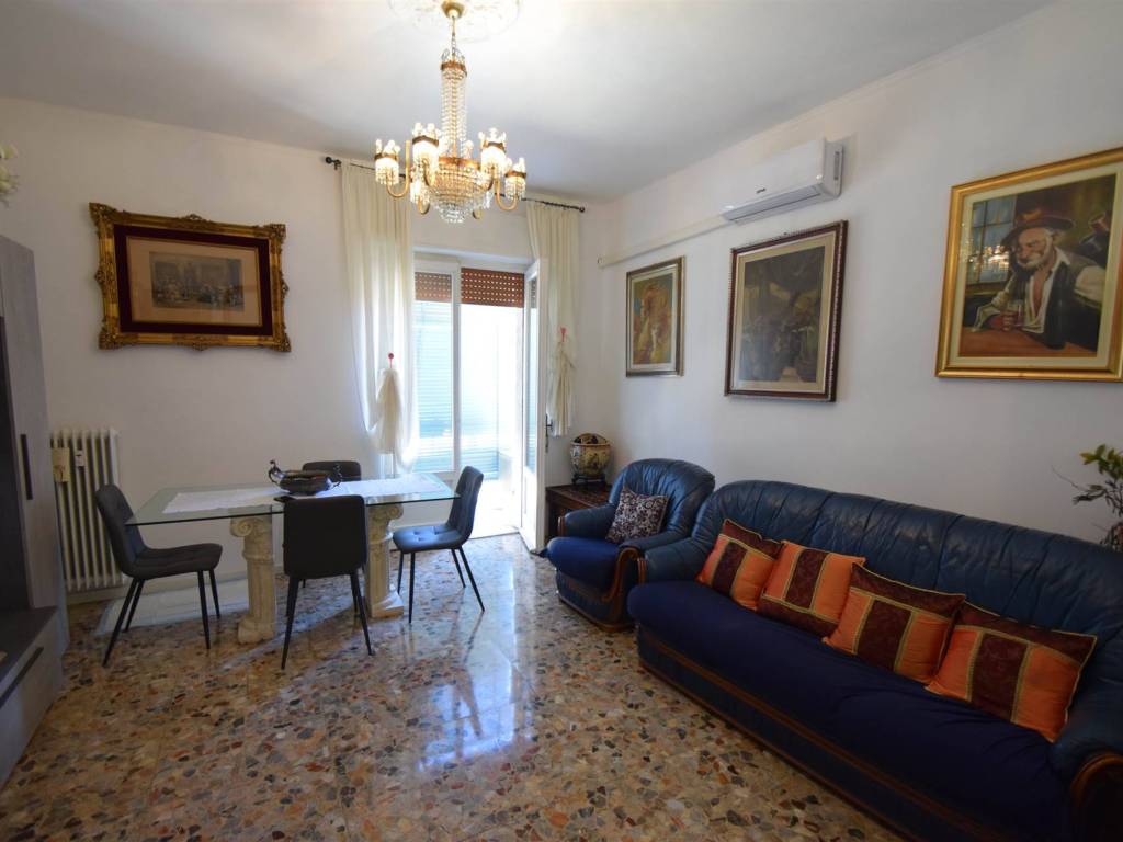 Appartamento a Piacenza - Foto 2