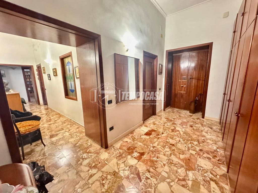 Appartamento a Napoli in Via della Veterinaria - Foto 4