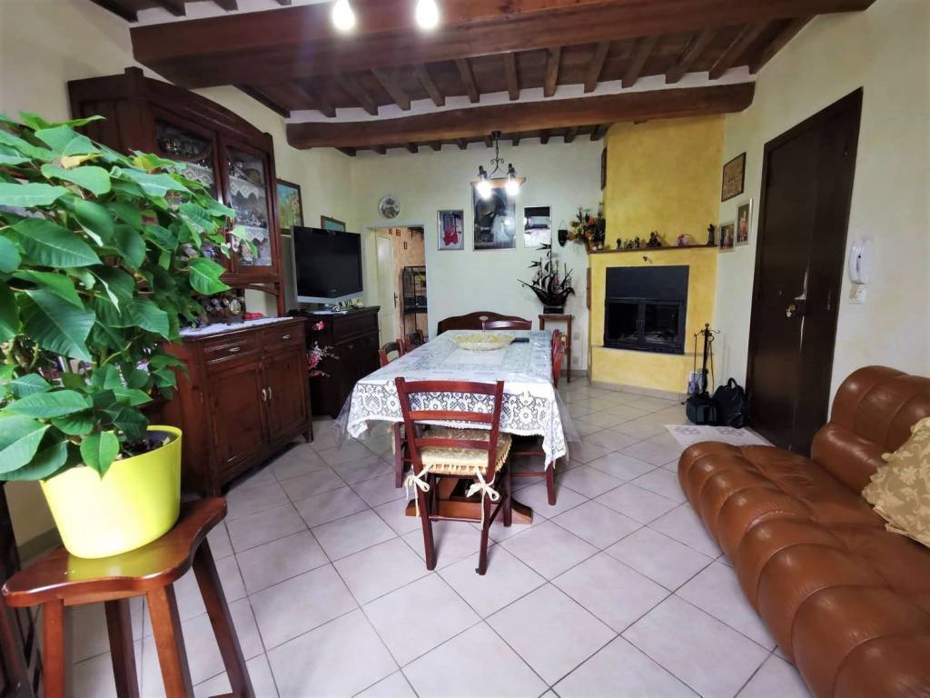 Appartamento a Umbertide in Strada tiberina tre bis - Foto 4
