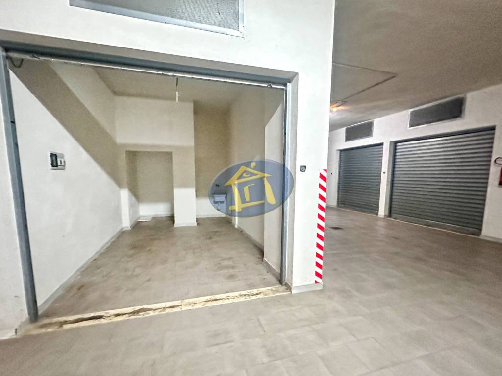 Box / garage a Putignano in Via Giuseppe Pinto - Foto 3