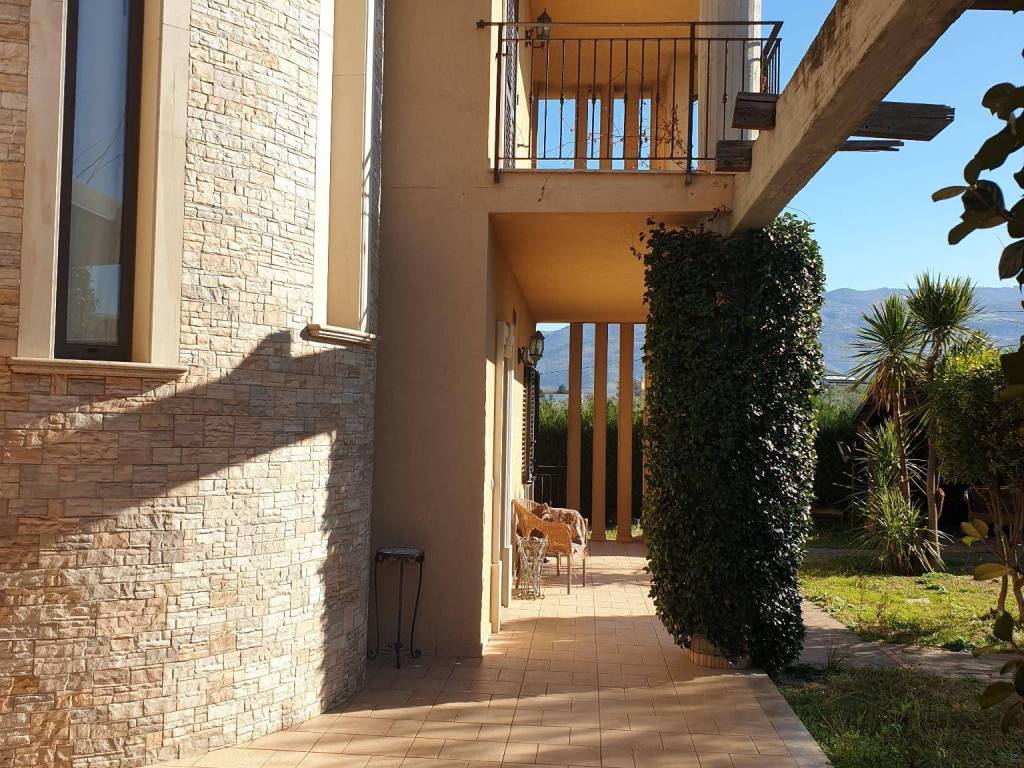 Villa a Luzzi in Contrada Gidora - Foto 3