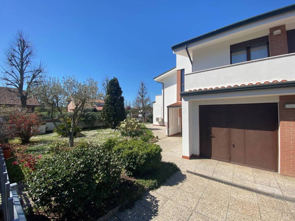 Villa a Occhiobello in Via Pier Paolo Pasolini, 93 - Foto 2