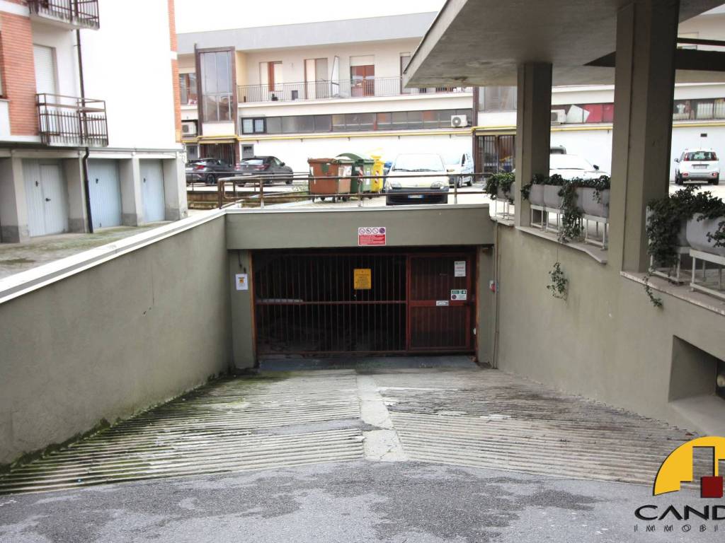 Box / garage a Mondovì in Via Alessandro Annoni - Foto 4