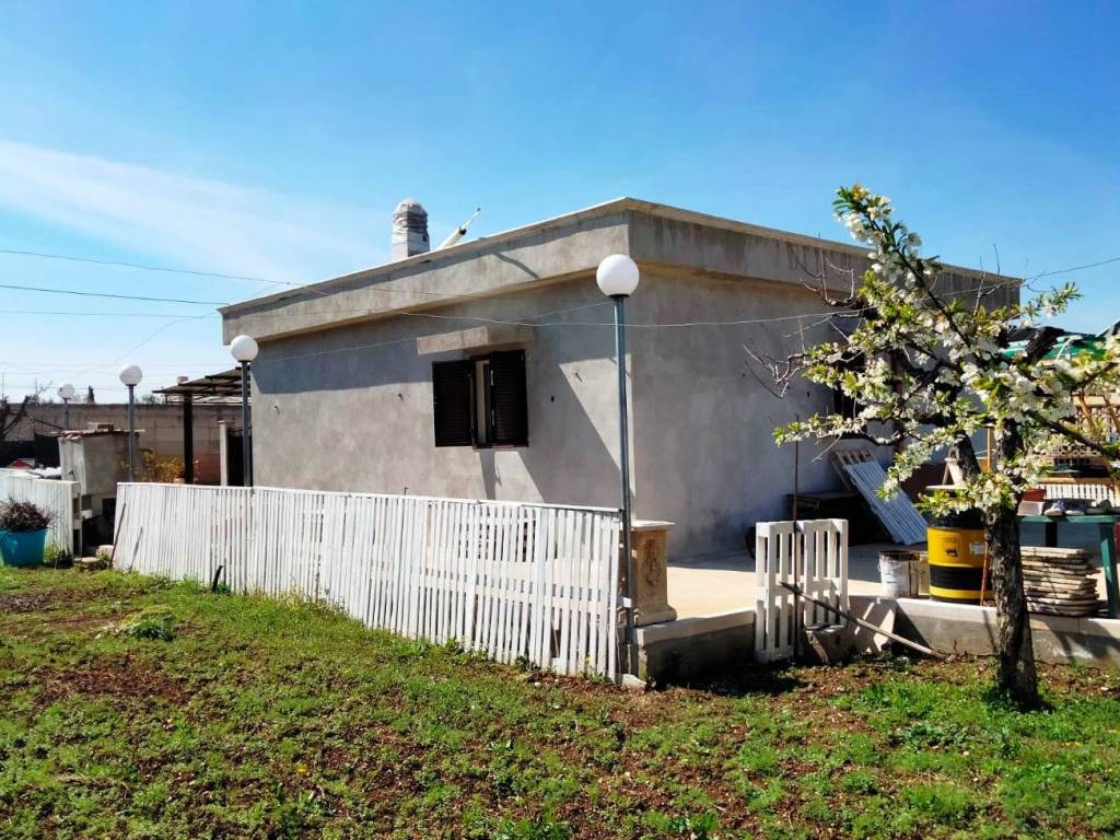 Villa a Bisceglie in Via Vecchia Corato - Foto 4