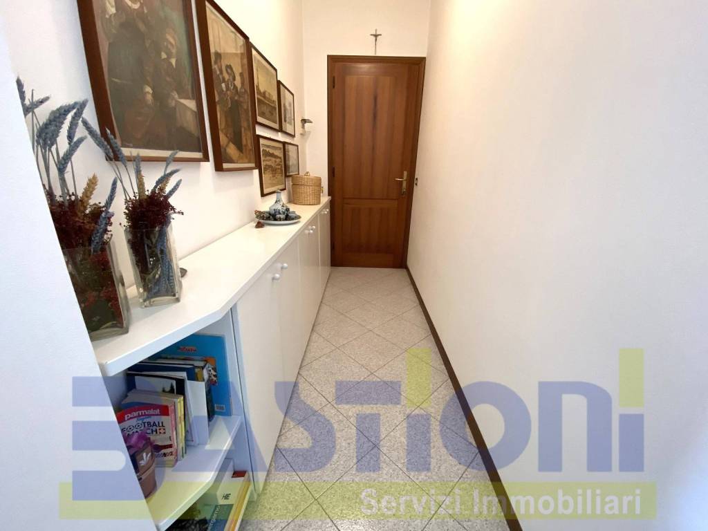 Appartamento a Clusone in Via Michelangelo da Caravaggio, 9 - Foto 2