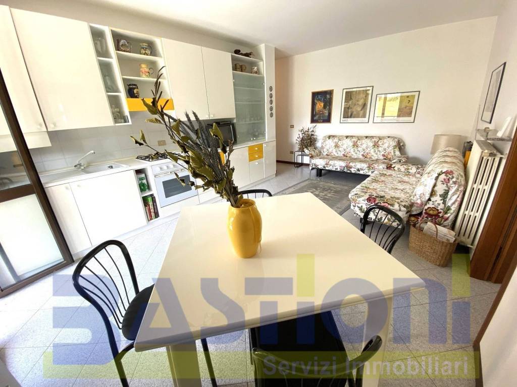 Appartamento a Clusone in Via Michelangelo da Caravaggio, 9 - Foto 4