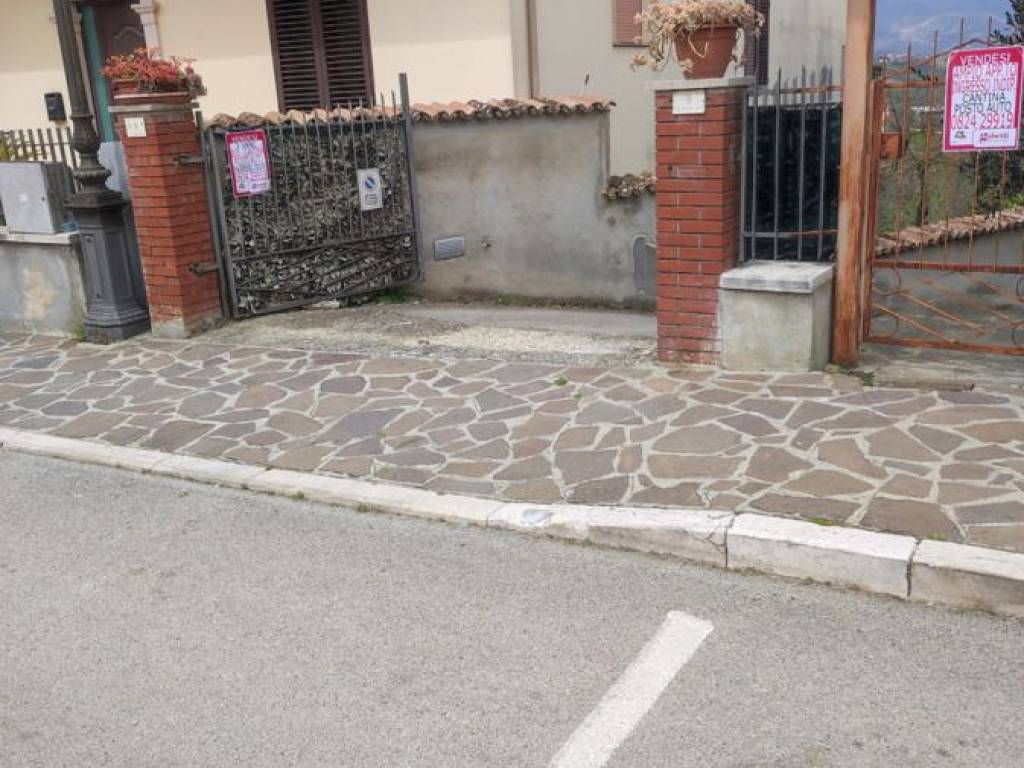 Appartamento a Apollosa in Via Mazzoni Curti , 8 - Foto 4