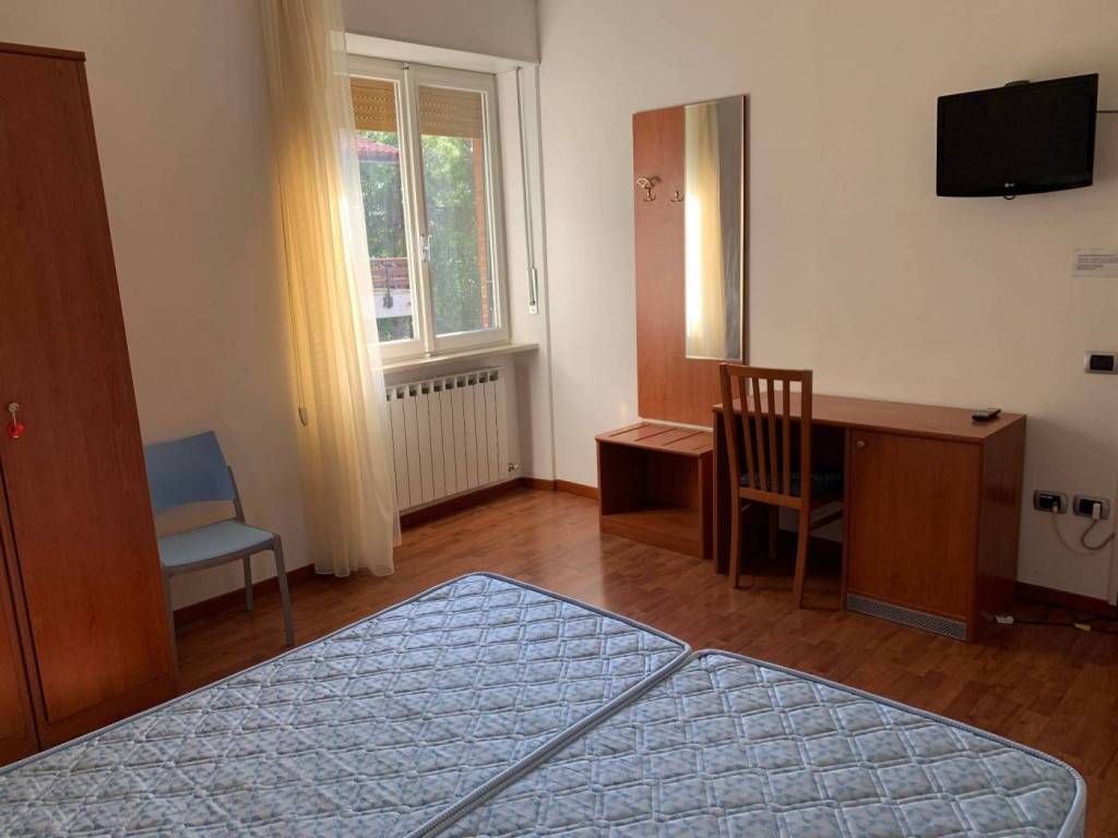Appartamento a Camerino in Viale Giacomo Leopardi - Foto 5