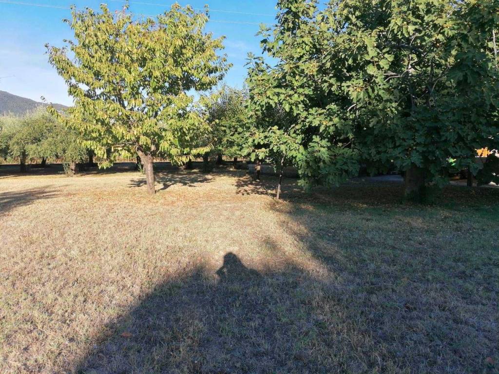 Terreno a Terni in Via della Castellina - Foto 2