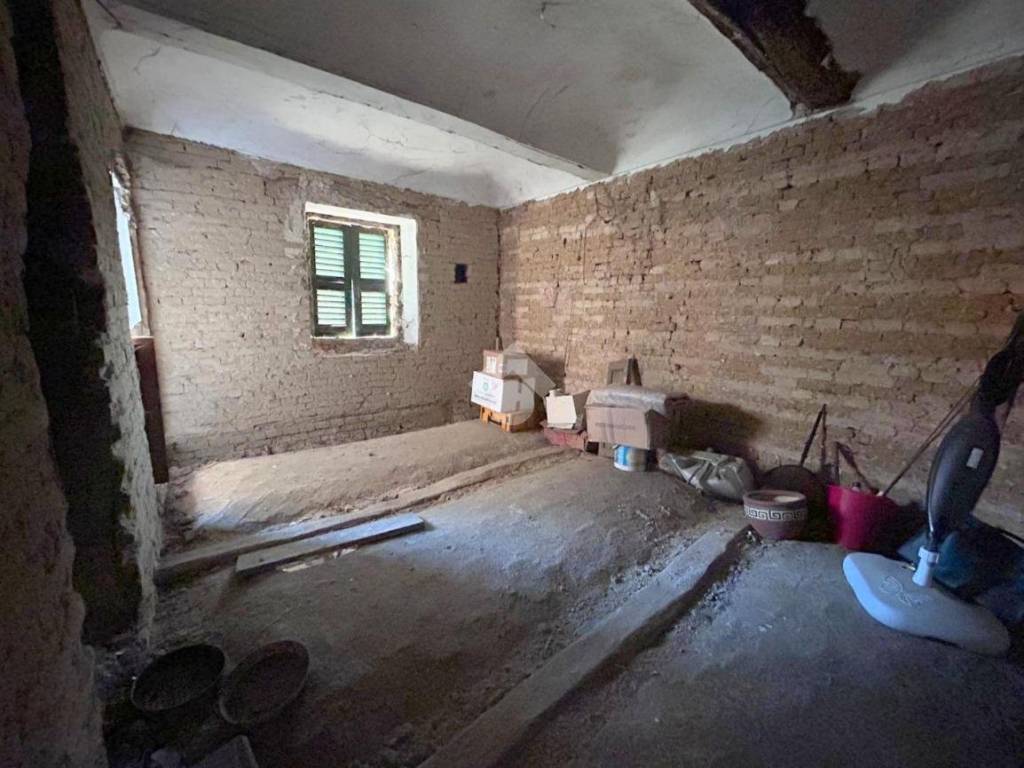 Casa indipendente a Castello di annone in Via Roma, 108 - Foto 4