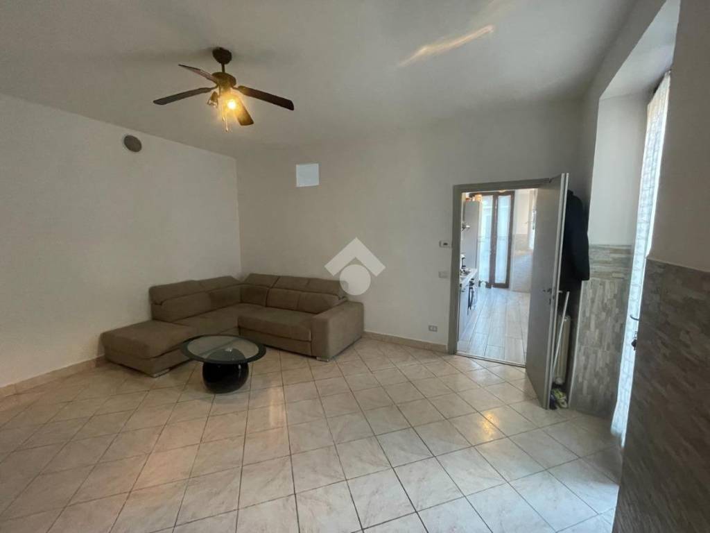 Appartamento a Borgomanero in Corso Garibaldi, 76 - Foto 5