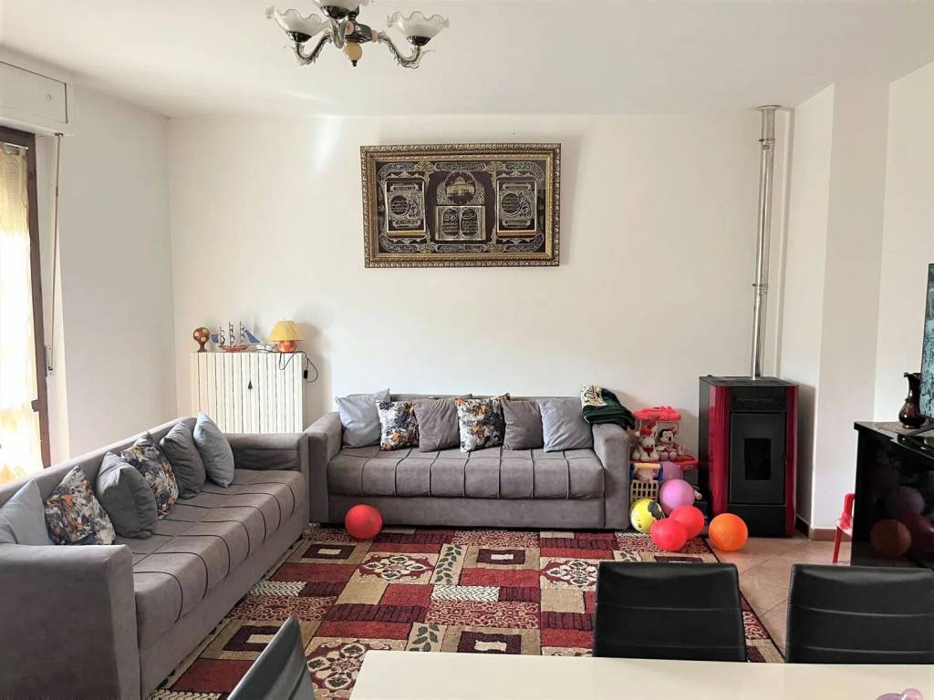 Appartamento a Urbino in Pietro Nenni - Foto 2