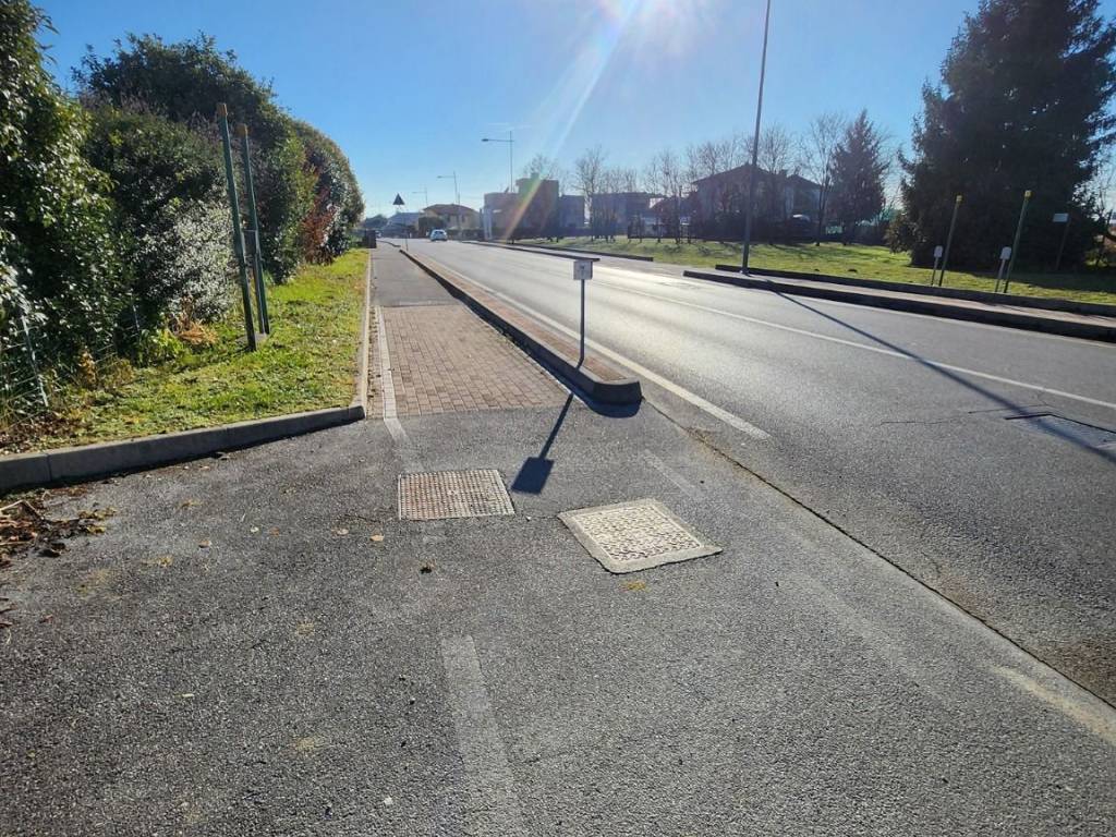 Terreno a Fontanafredda in Via Giacomo Puccini, 129 - Foto 5