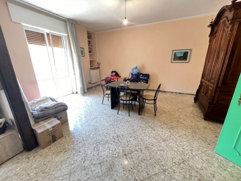 Appartamento a Brindisi in Viale Aldo Moro - Foto 2