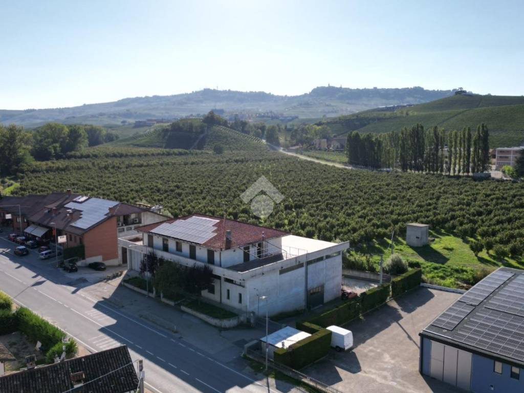 Immobile a Castiglione falletto in Via Alba Barolo, 16 - Foto 3