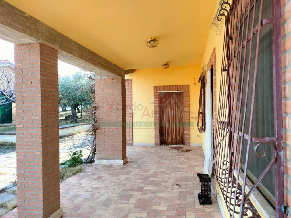 Villa a Montenero di bisaccia in Strada Interpoderale Querce Grosse - Foto 5
