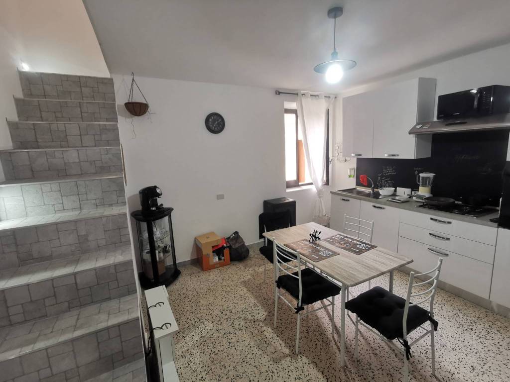 Appartamento a Catanzaro in Vico Salita Chiesa Matrice - Foto 2