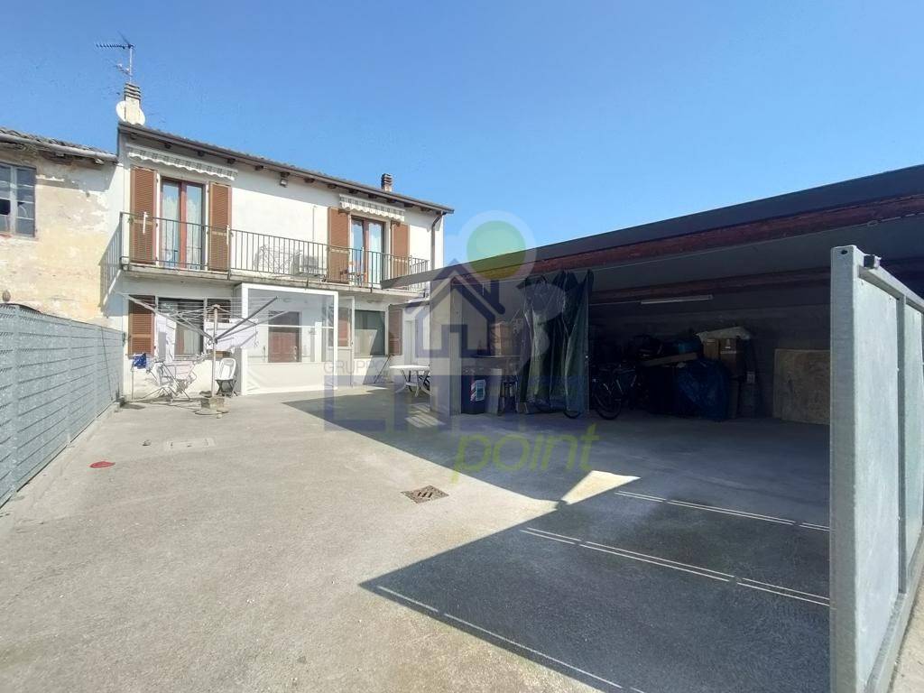 Casa indipendente a Acquanegra sul chiese in VIA MONTANARA E CURTATONE 207 E - Foto 2
