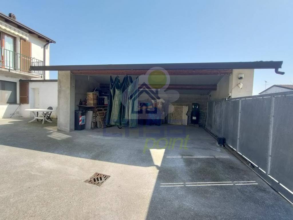 Casa indipendente a Acquanegra sul chiese in VIA MONTANARA E CURTATONE 207 E - Foto 3