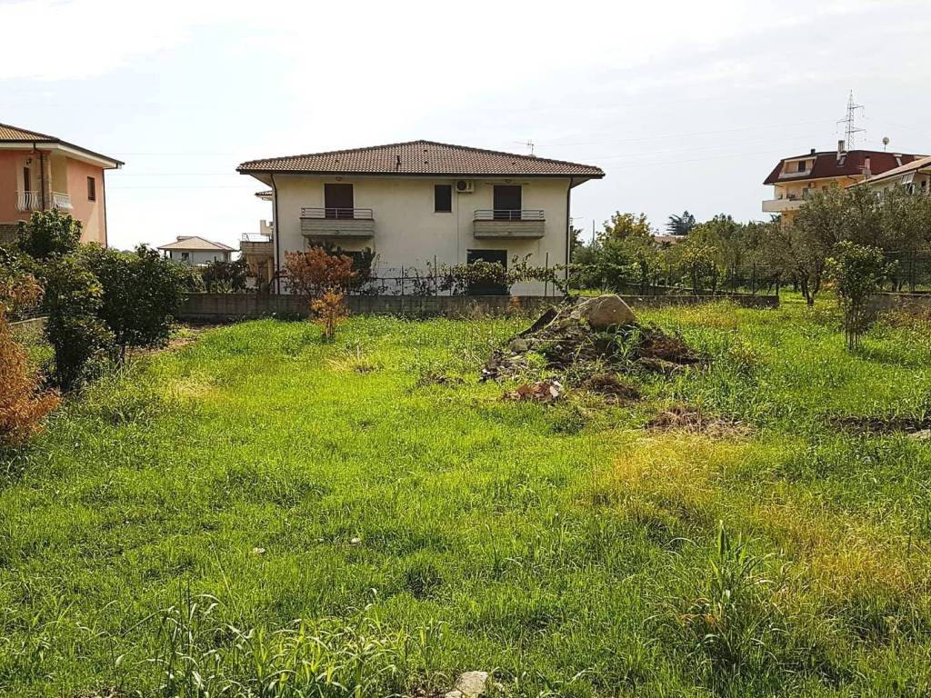 Terreno a Montepaone in Via Isonzo - Foto 3