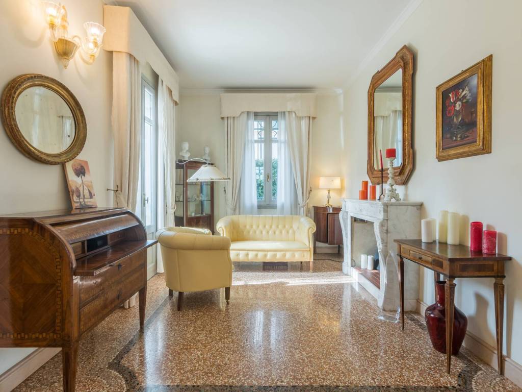 Villa a Riccione in Viale Francesco Baracca, 36 - Foto 4