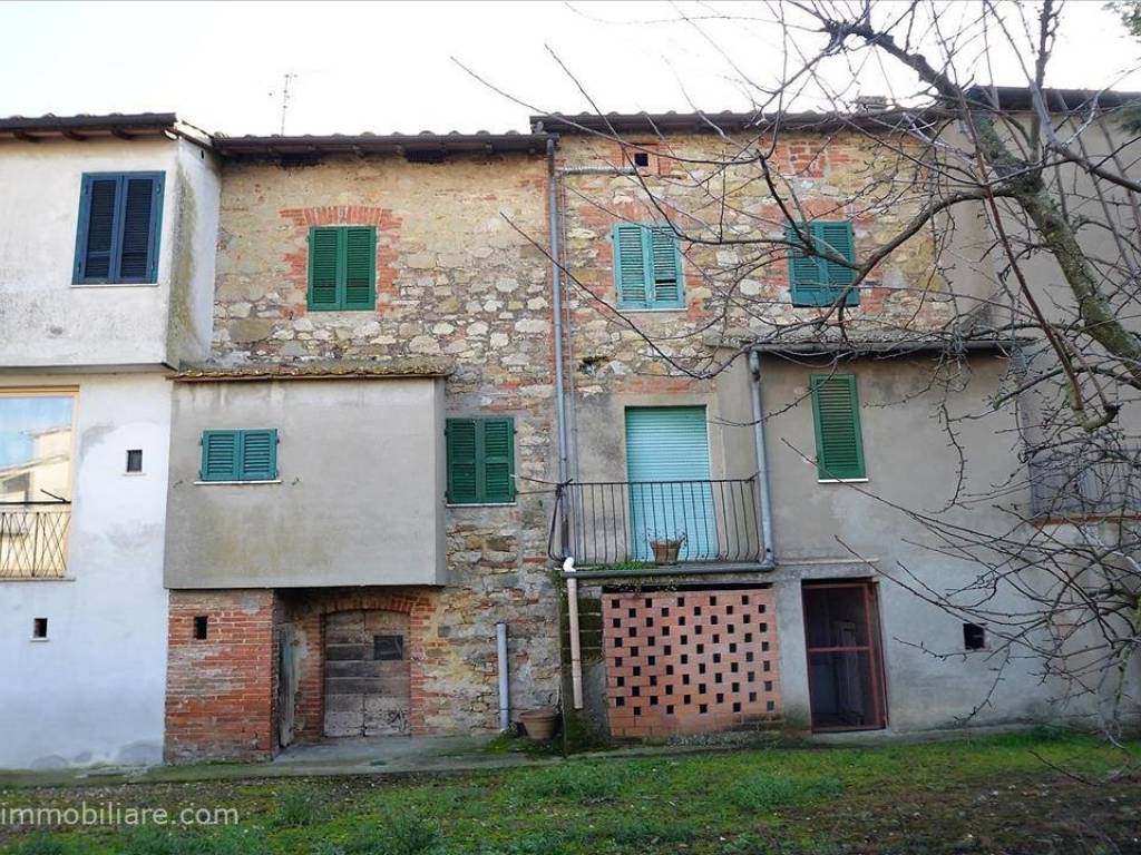 Casa indipendente a Castiglione del lago in Via Vitellino - Foto 3