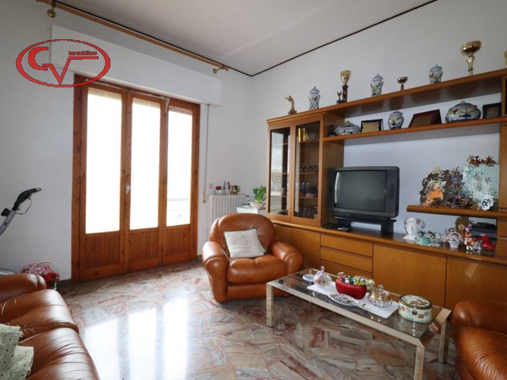 Appartamento a Montevarchi in Via Ferdinando Magellano - Foto 2