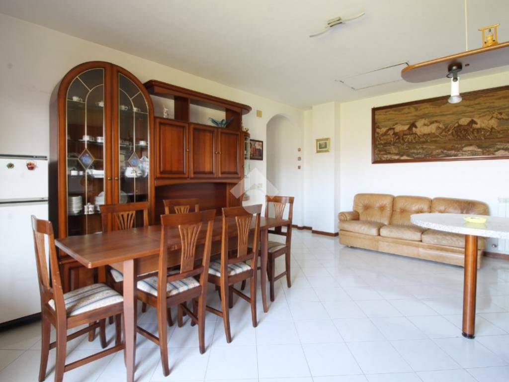 Appartamento a Martinsicuro in Via Fratelli Vivaldi, 3 - Foto 2