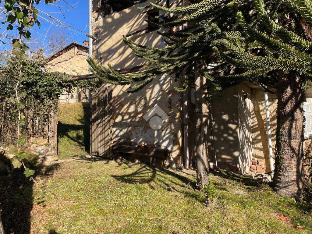 Casa indipendente a Valdilana in Fraz. Bozzola, 3 - Foto 4