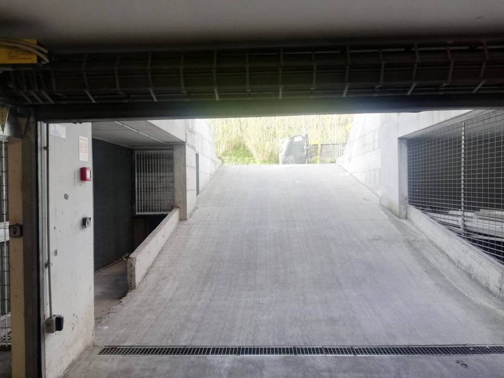 Box / garage a Roma in Via Portuense, 295 - Foto 2