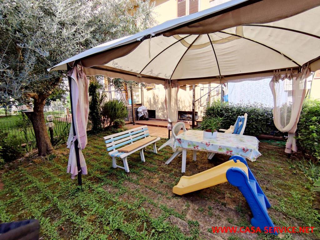 Casa indipendente a Montevarchi in Via del Melograno - Foto 3