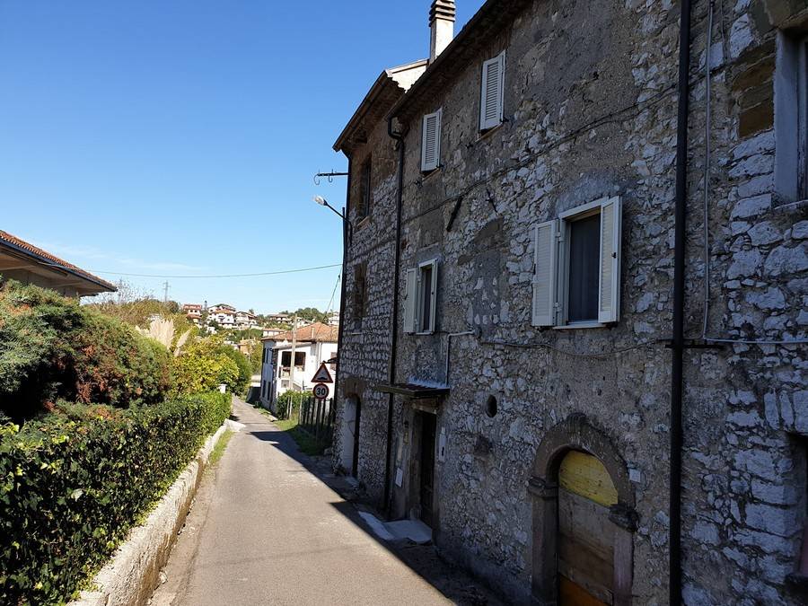 Casa indipendente a Ceccano in Via Mola Vecchia - Foto 4