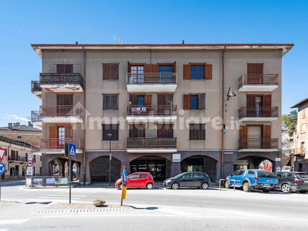 Immobile a Caraglio in Piazza Martiri della Libertà, 8 - Foto 3