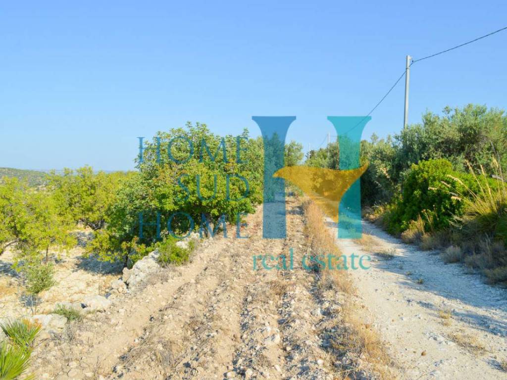 Rustico / casale a Noto in Via Tommaso Fazello - Foto 2