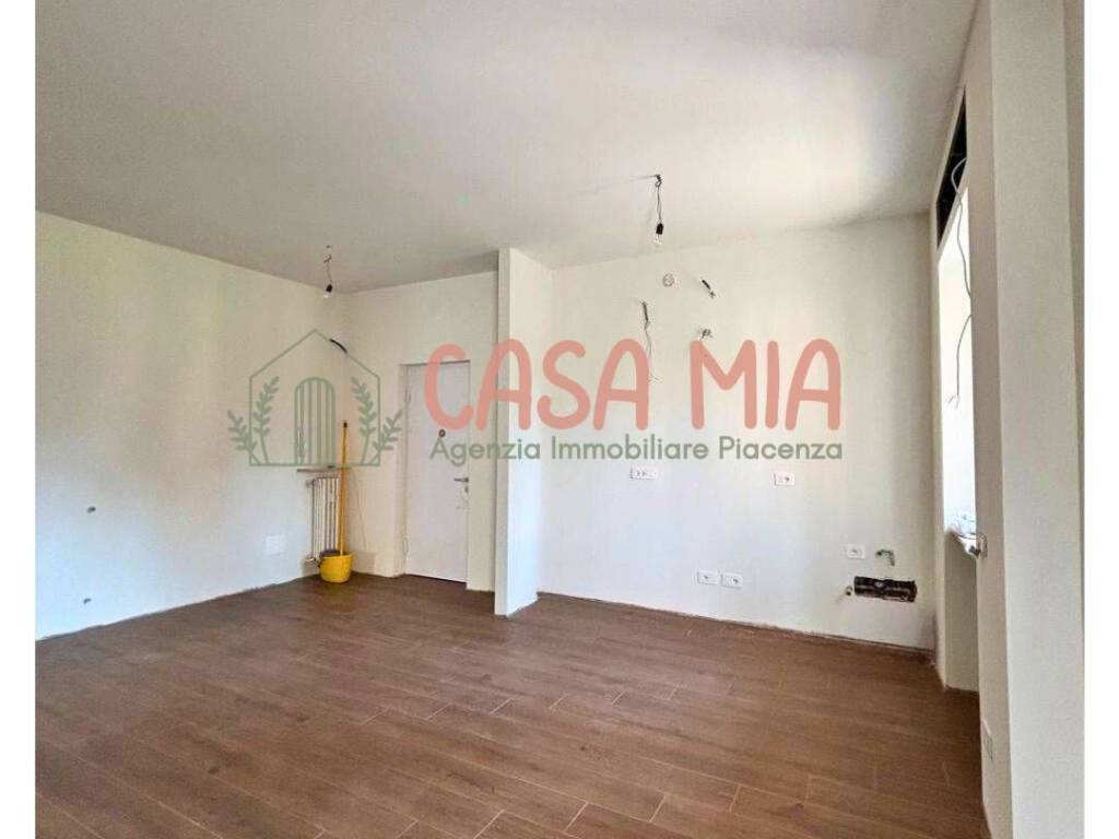 Appartamento a Piacenza in Viale Dante Alighieri - Foto 4