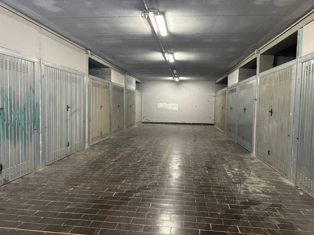 Box / garage a Alessandria in Via San Giacomo - Foto 3
