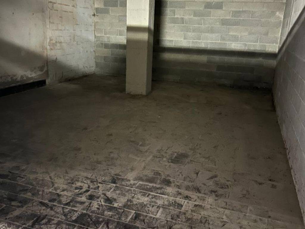 Box / garage a Alessandria in Via San Giacomo - Foto 5