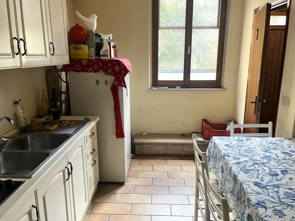 Appartamento a Urbino in Via Porticale - Foto 2